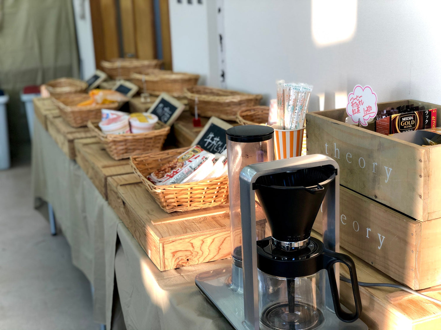 MISHO Station パンマルシェのディスプレイ